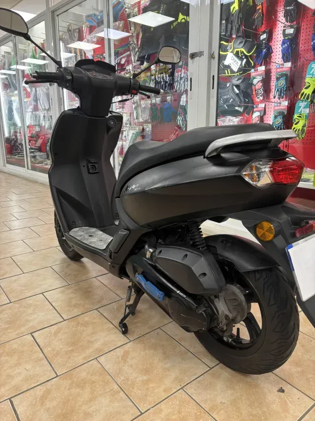 PEUGEOT KISBEE 4TEMPS 50CM3 NOIR (2)