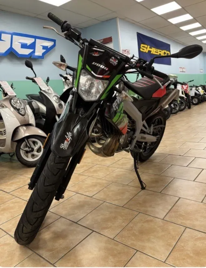APRILIA SX 50 Factory (depuis 2018)