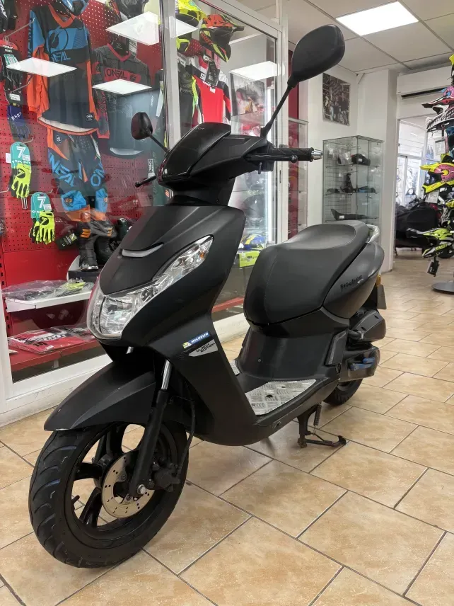 PEUGEOT KISBEE 4TEMPS 50CM3 NOIR (3)