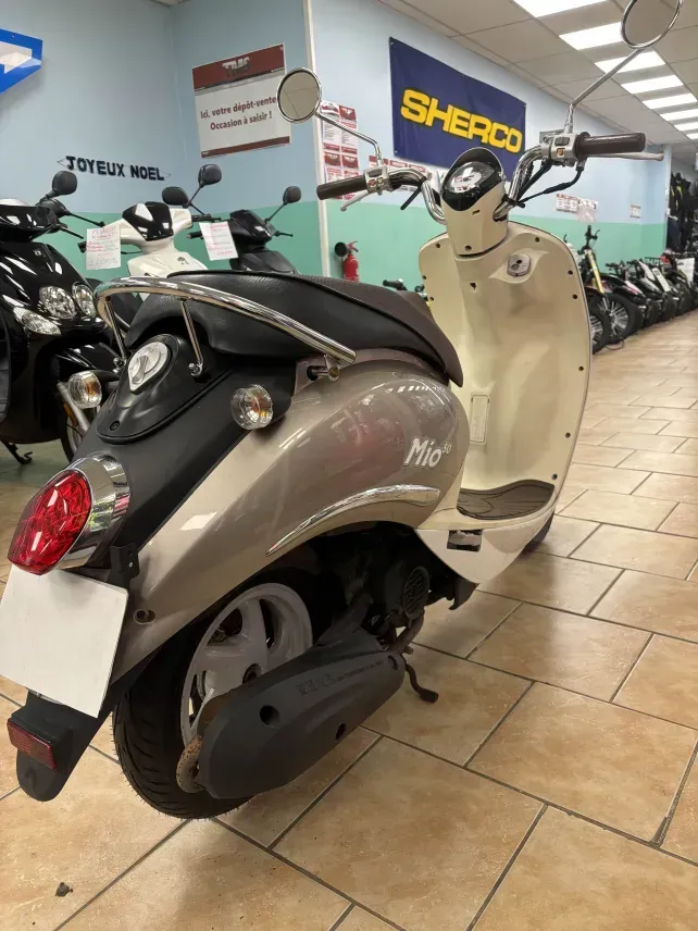 SYM MIO 50CM3 MARRON & BEIGE (2)